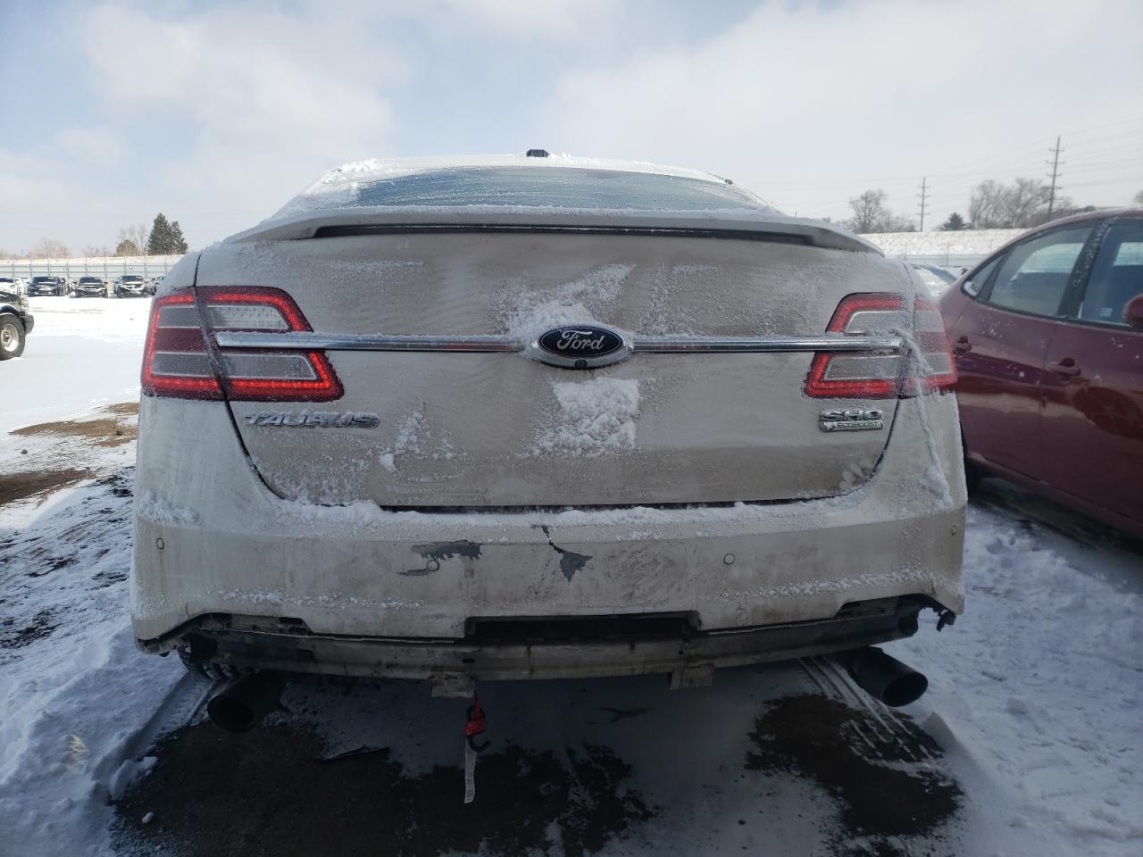 Photo 9 from auction – 2015 FORD TAURUS SHO with VIN 1FAHP2KT2FG172957