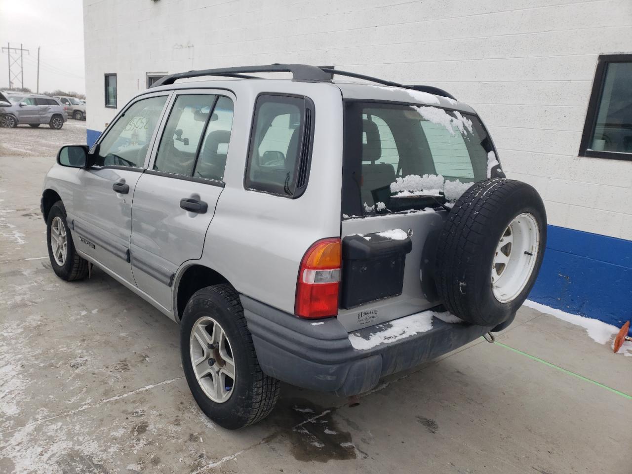 Photo 3 from auction – 2003 CHEVROLET TRACKER with VIN 2CNBJ134536927271