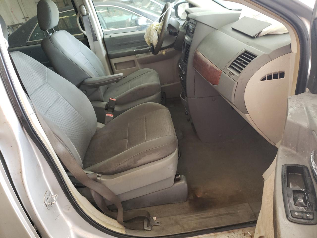 Photo 5 from auction – 2008 CHRYSLER 200 LIMITE with VIN 2A8HR44H38R670569