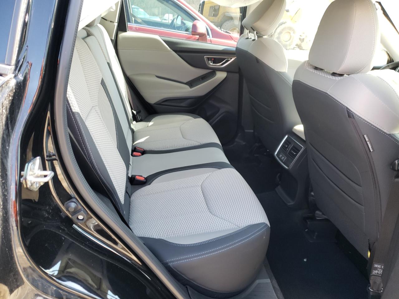 Photo 6 from auction – 2021 SUBARU FORESTER P with VIN JF2SKAJC9MH508008