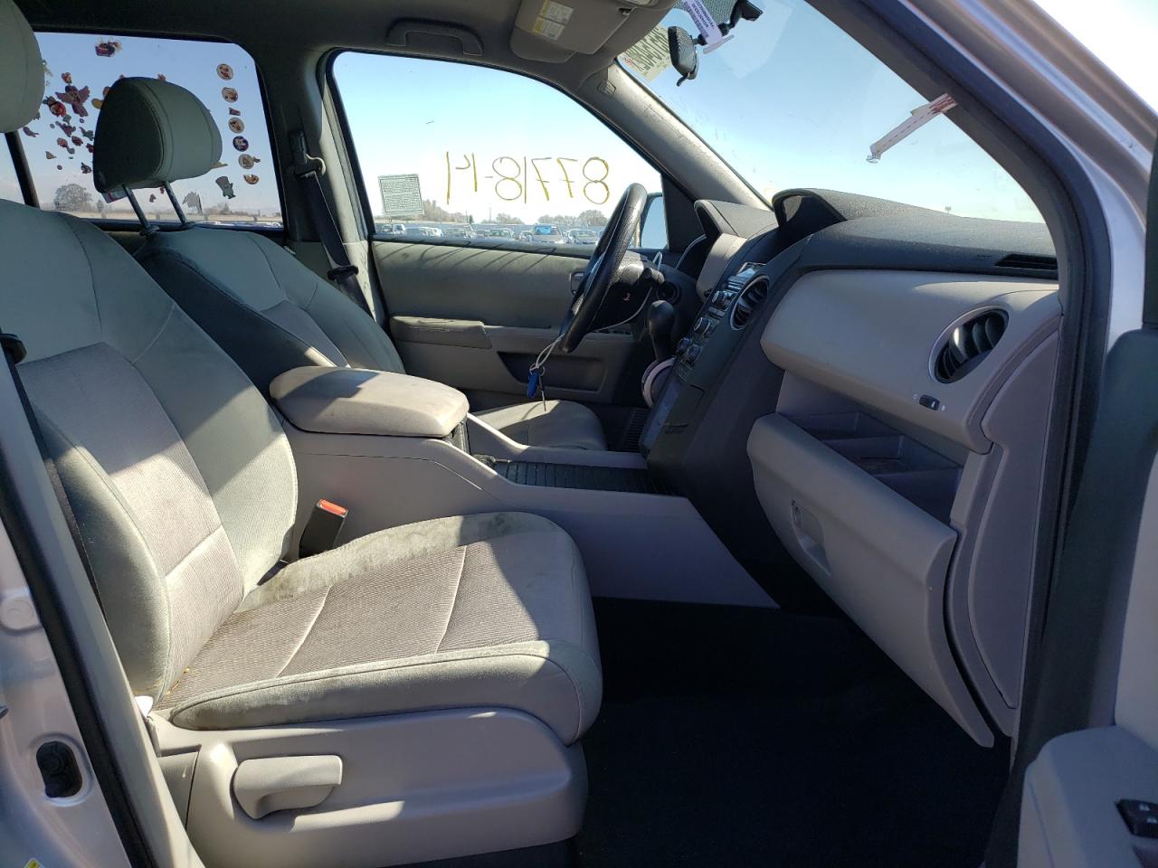 Photo 5 from auction – 2014 HONDA PILOT EX with VIN 5FNYF3H48EB020533