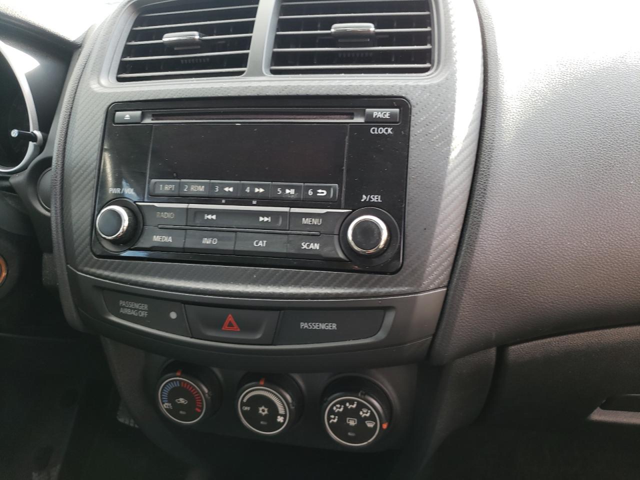 Zdjęcie 9 z aukcji – 2015 MITSUBISHI OUTLANDER z VIN 4A4AP3AW7FE058227