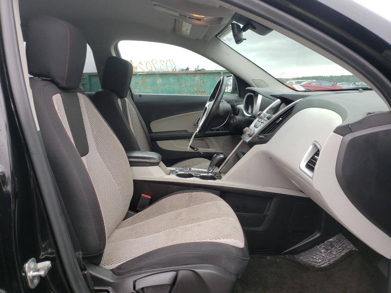 Photo 5 from auction – 2017 CHEVROLET EQUINOX LT with VIN 2GNALCEK2H6243374