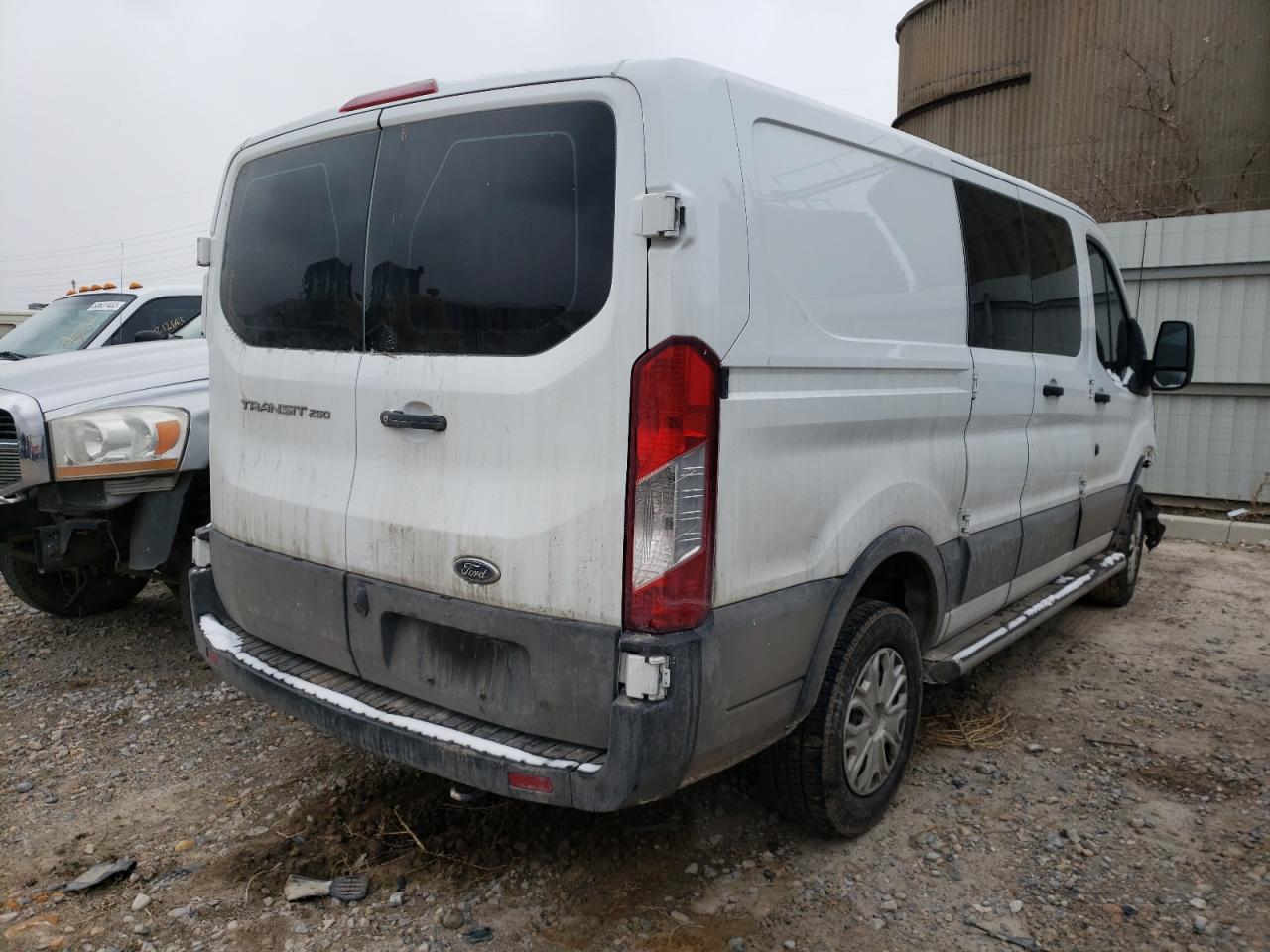 Photo 4 from auction – 2019 FORD TRANSIT T- with VIN 1FTYR1ZM5KKB36703
