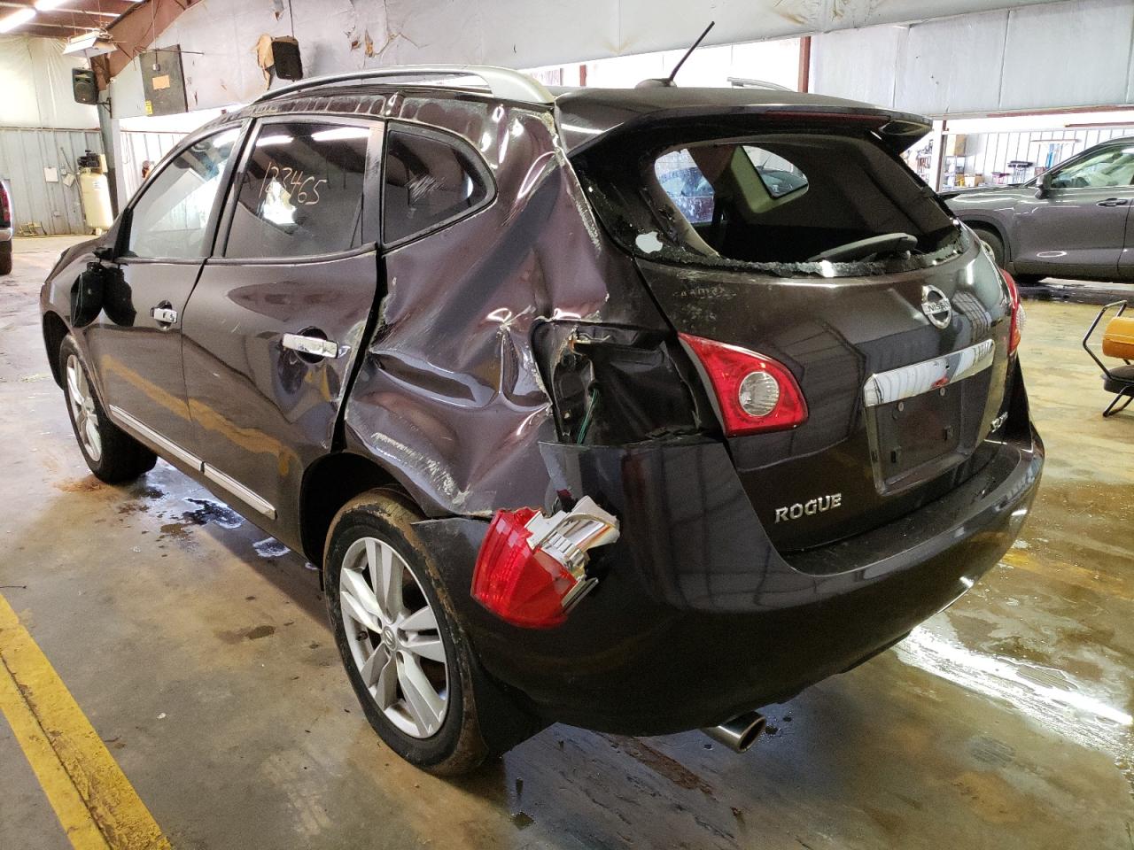 Photo 3 from auction – 2011 NISSAN ROGUE S with VIN JN8AS5MV5BW251585