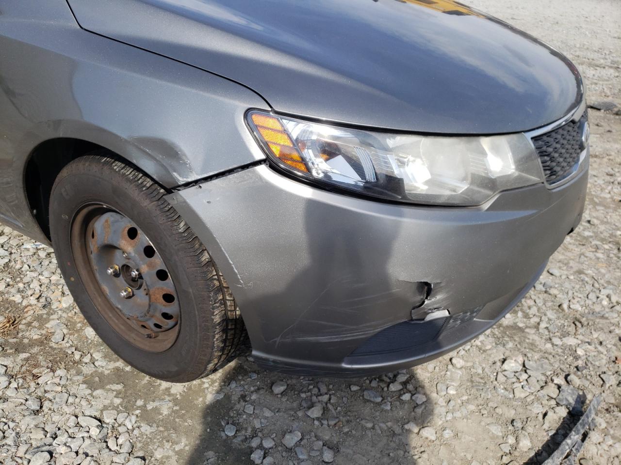 Photo 9 from auction – 2013 KIA FORTE EX with VIN KNAFU4A25D5663933