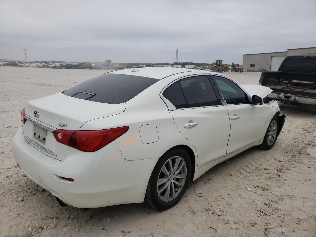 Photo 4 from auction – 2015 INFINITI Q50 BASE with VIN JN1BV7AP0FM351395