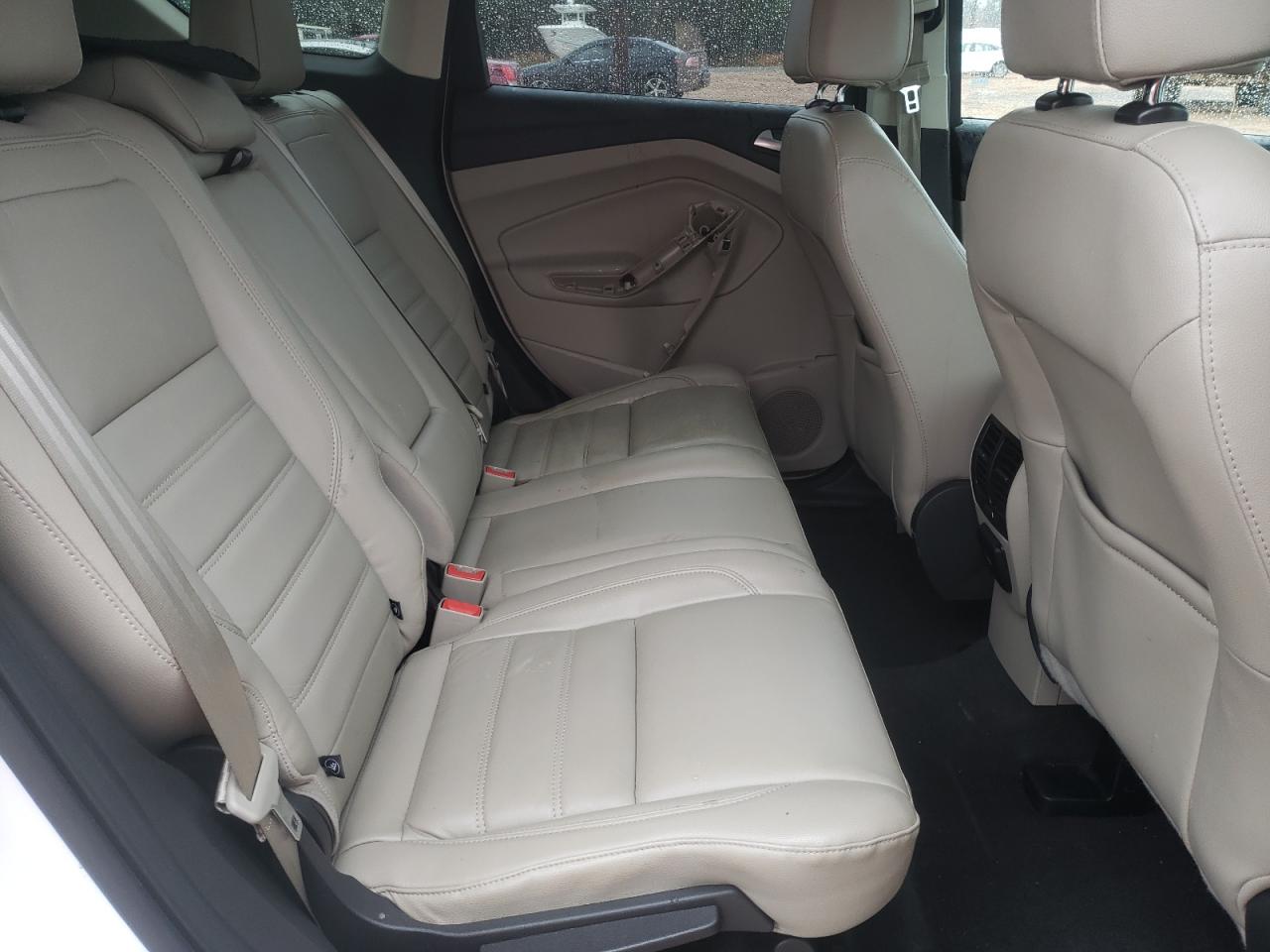 Photo 6 from auction – 2017 FORD ESCAPE TIT with VIN 1FMCU9J9XHUB11884