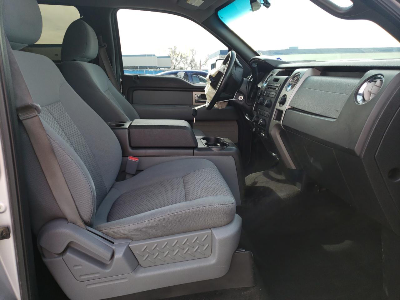 Photo 5 from auction – 2011 FORD F150 SUPER with VIN 1FTEW1CMXBKD28235