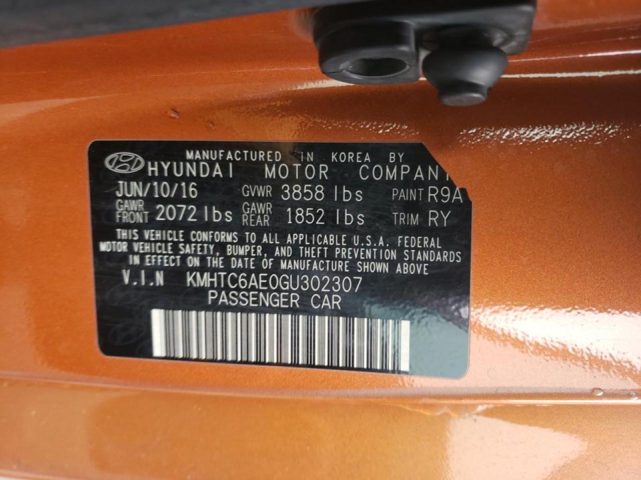 Photo 10 from auction – 2016 HYUNDAI VELOSTER T with VIN KMHTC6AE0GU302307