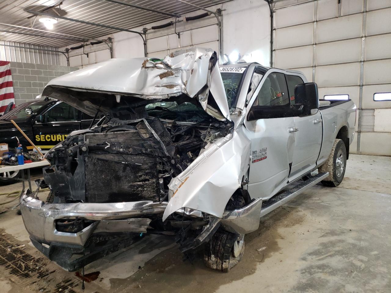 Photo 2 from auction – 2015 RAM 2500 SLT with VIN 3C6UR5DL3FG627246