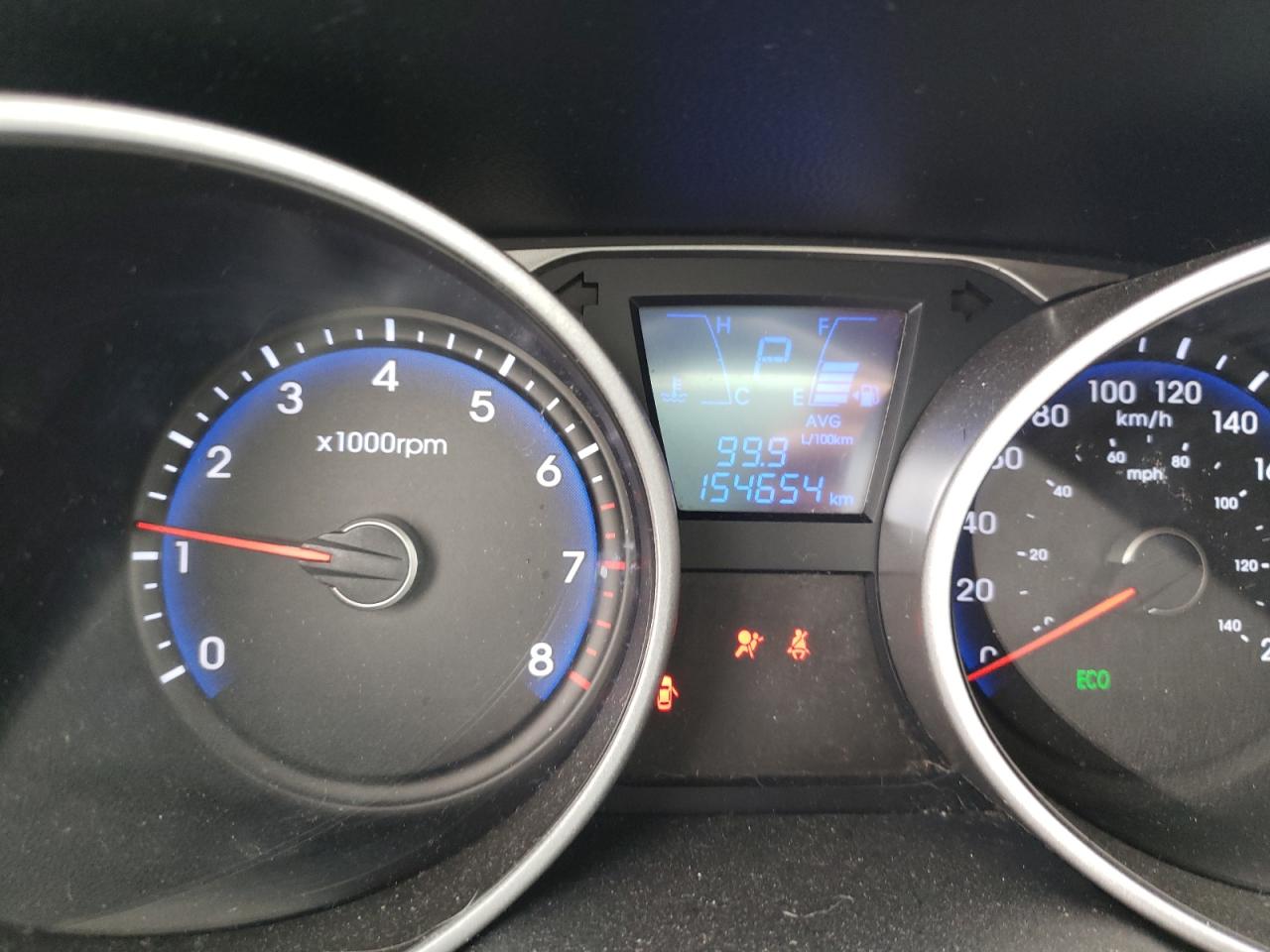 Photo 8 from auction – 2012 HYUNDAI TUCSON GLS with VIN KM8JUCAC7CU400973