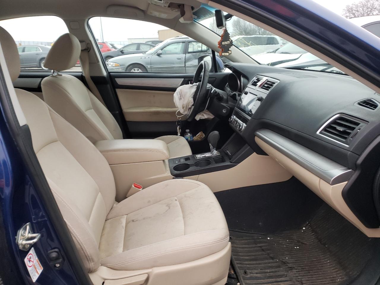 Photo 5 from auction – 2017 SUBARU LEGACY 2.5 with VIN 4S3BNAC63H3035125
