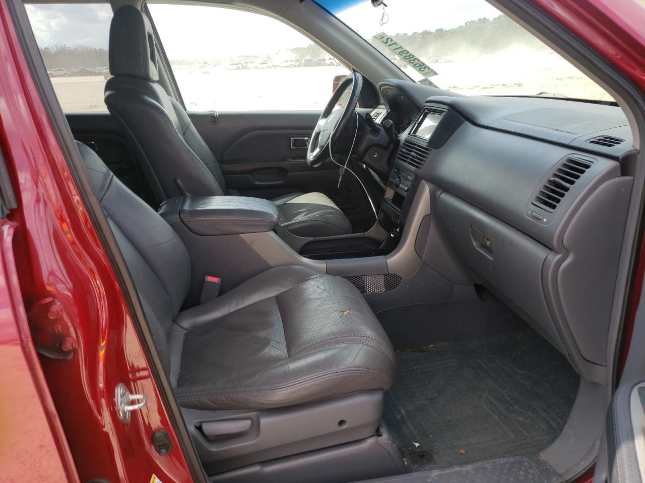 Photo 5 from auction – 2003 HONDA PILOT EXL with VIN 2HKYF18563H543240