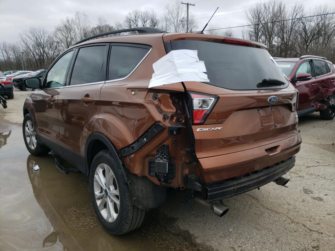 Photo 3 from auction – 2017 FORD ESCAPE SE with VIN 1FMCU0GD3HUC23840