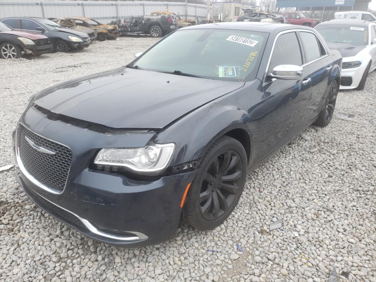 Photo 2 from auction – 2017 CHRYSLER 300C with VIN 2C3CCAEG4HH668976