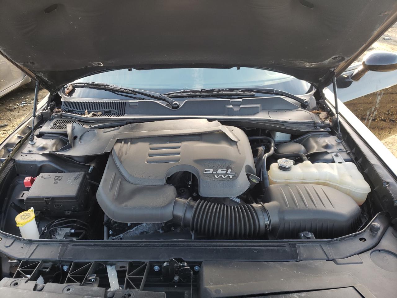 Photo 7 from auction – 2019 DODGE CHALLENGER with VIN 2C3CDZAG5KH701685