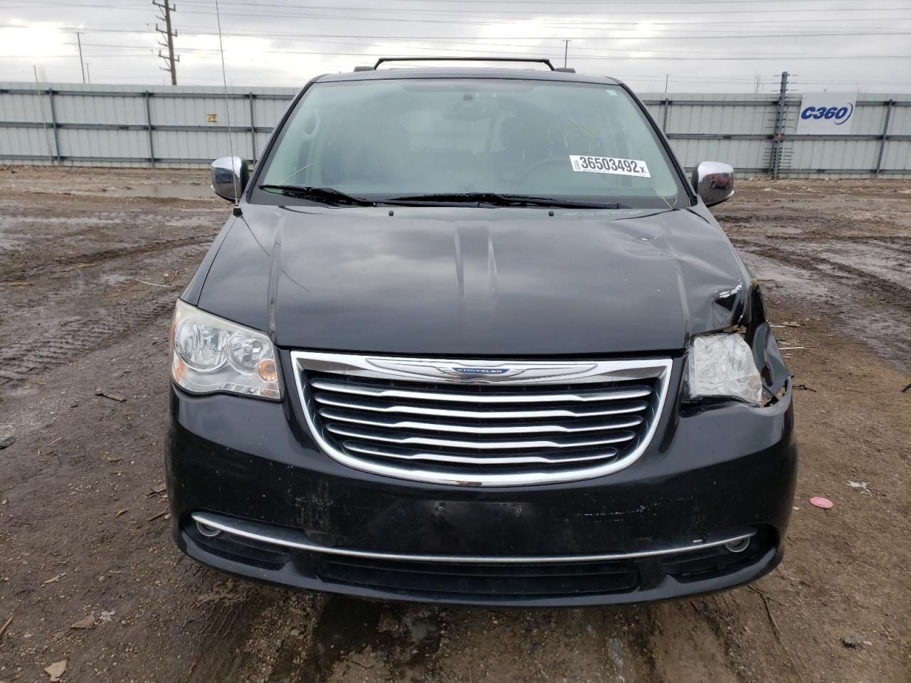 Photo 9 from auction – 2013 CHRYSLER TOWN & COU with VIN 2C4RC1CG4DR734374