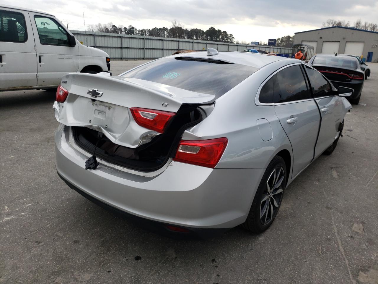 Photo 4 from auction – 2018 CHEVROLET MALIBU LT with VIN 1G1ZD5ST9JF270738