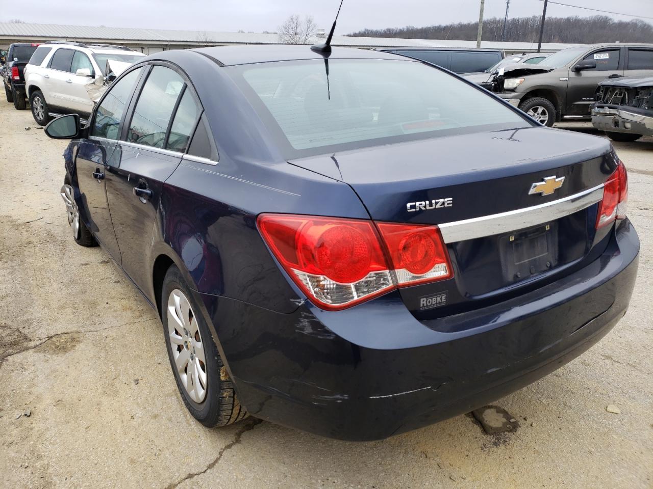 Photo 3 from auction – 2011 CHEVROLET CRUZE LS with VIN 1G1PC5SH2B7181482