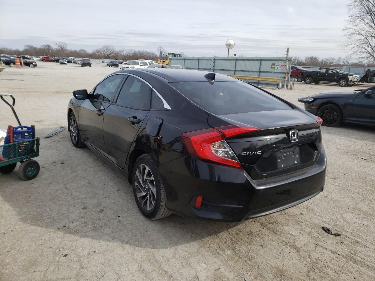 Photo 3 from auction – 2018 HONDA CIVIC EX with VIN 2HGFC2F72JH548971