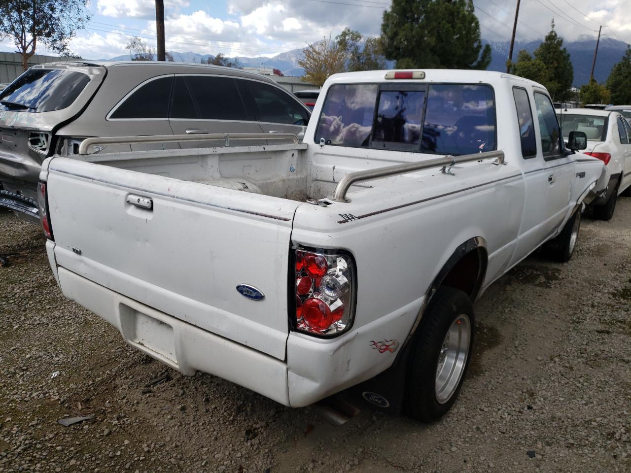 Photo 4 from auction – 1995 FORD RANGER SUP with VIN 1FTCR14U6SPA48957