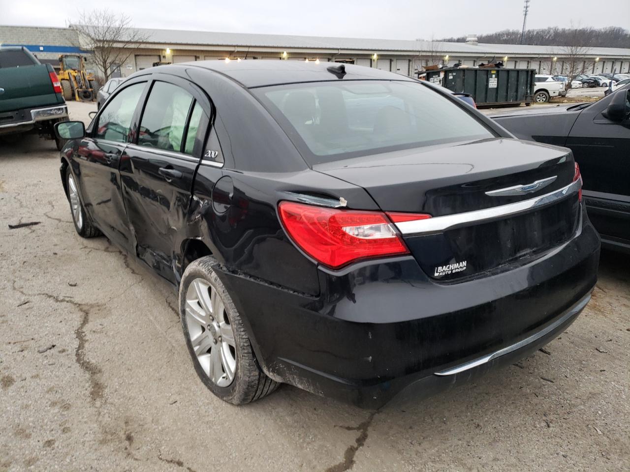 Photo 3 from auction – 2013 CHRYSLER 200 TOURIN with VIN 1C3CCBBB2DN521961