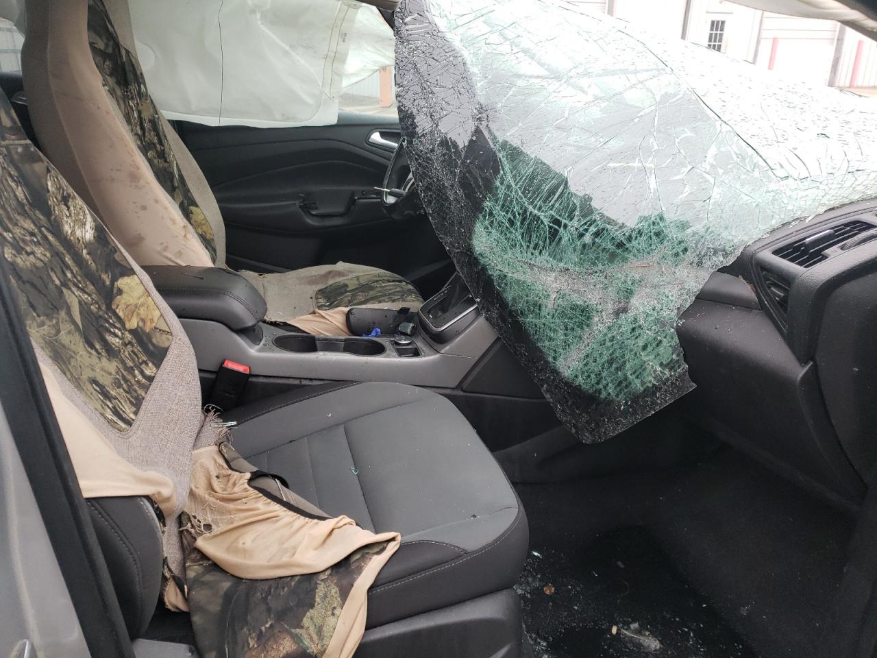 Photo 5 from auction – 2014 FORD ESCAPE SE with VIN 1FMCU0GX6EUB26878
