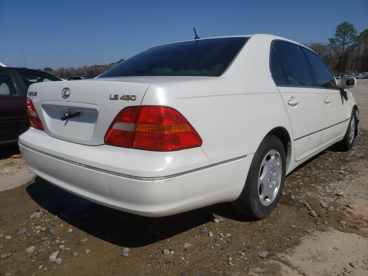 Photo 4 from auction – 2001 LEXUS LS 430 with VIN JTHBN30FX10009403