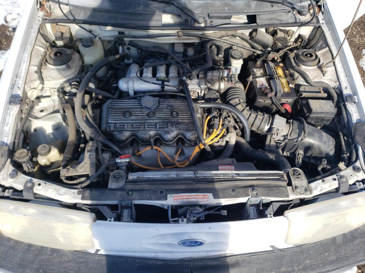 Photo 7 from auction – 1994 FORD ESCORT LX with VIN 1FARP11J2RW159652