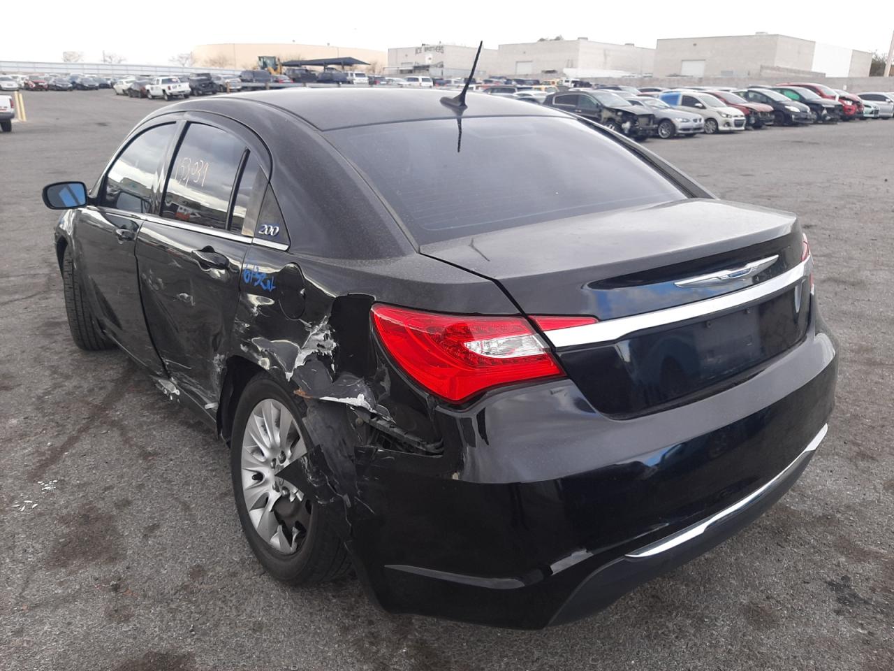 Photo 3 from auction – 2013 CHRYSLER 200 LX with VIN 1C3CCBAB1DN686711