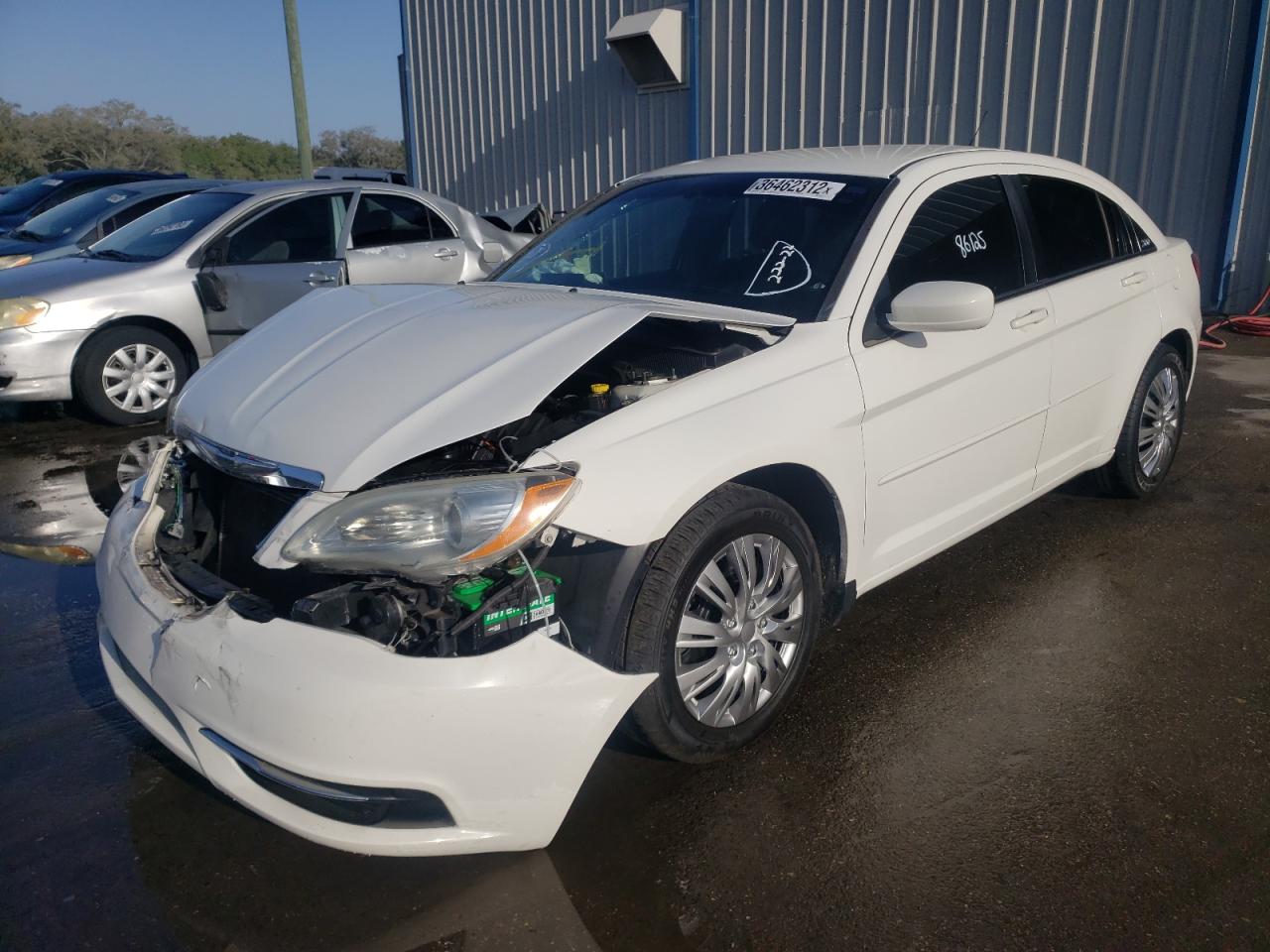 Photo 2 from auction – 2011 CHRYSLER 200 LX with VIN 1C3BC4FB2BN515771