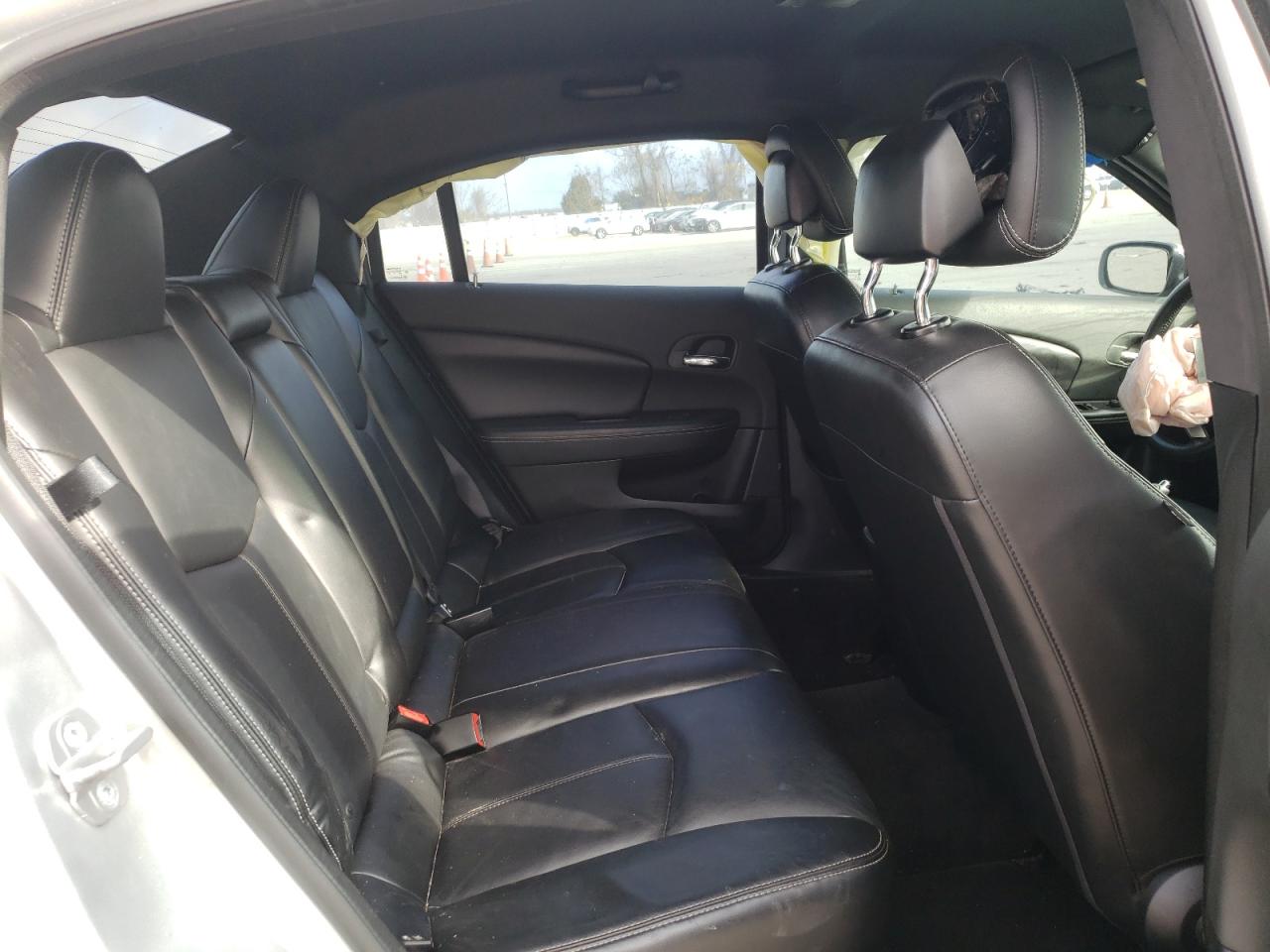 Photo 6 from auction – 2012 CHRYSLER 200 LIMITE with VIN 1C3CCBCG0CN270818