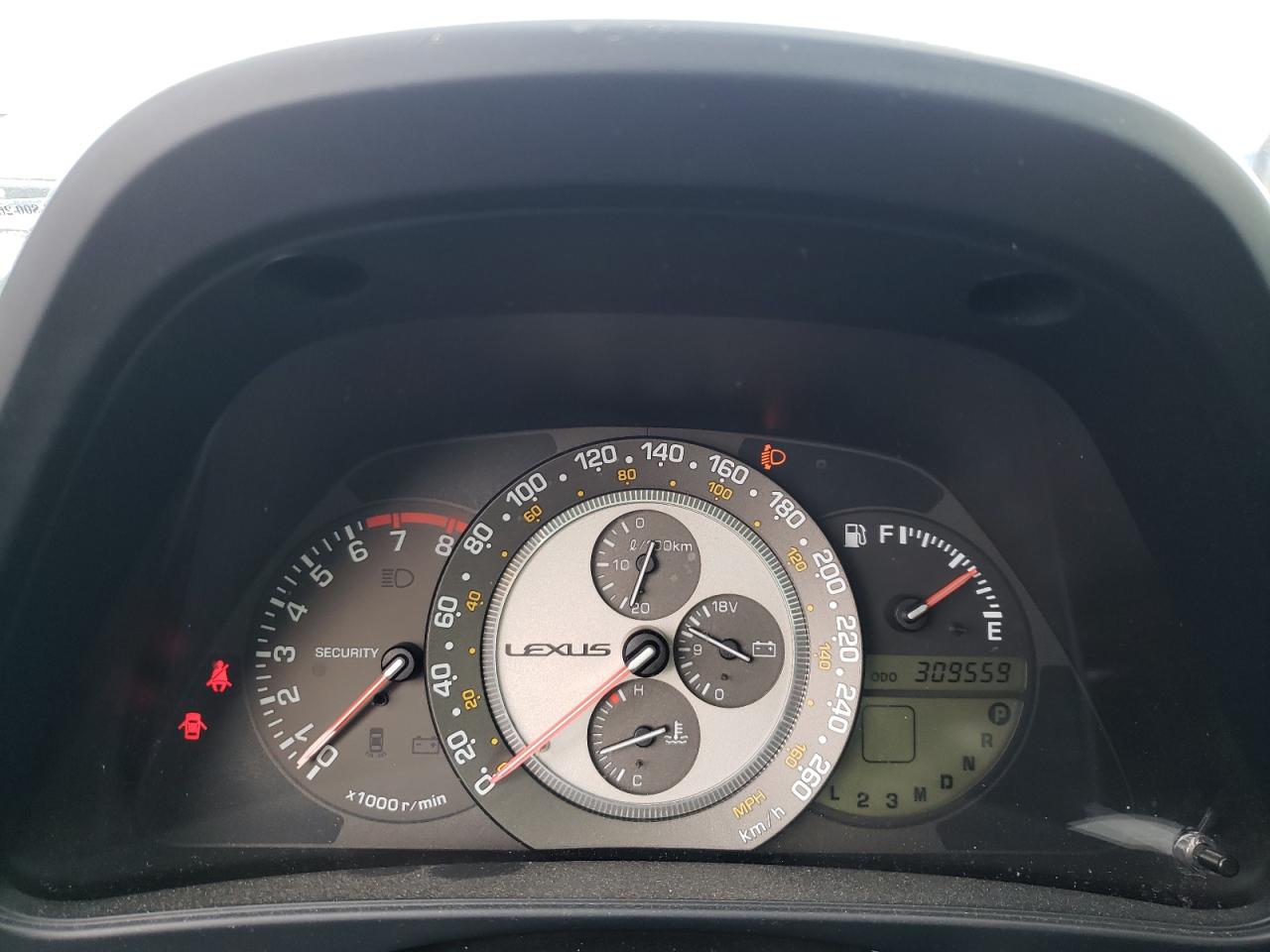 Photo 8 from auction – 2003 LEXUS IS 300 with VIN JTHBD192630068099