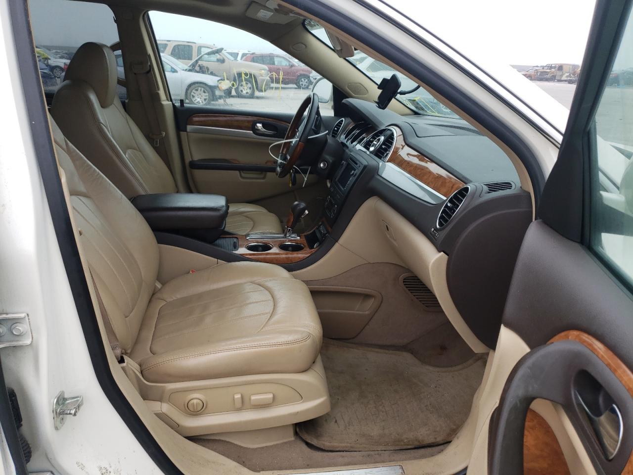 Photo 5 from auction – 2010 BUICK ENCLAVE CX with VIN 5GALVCEDXAJ148407