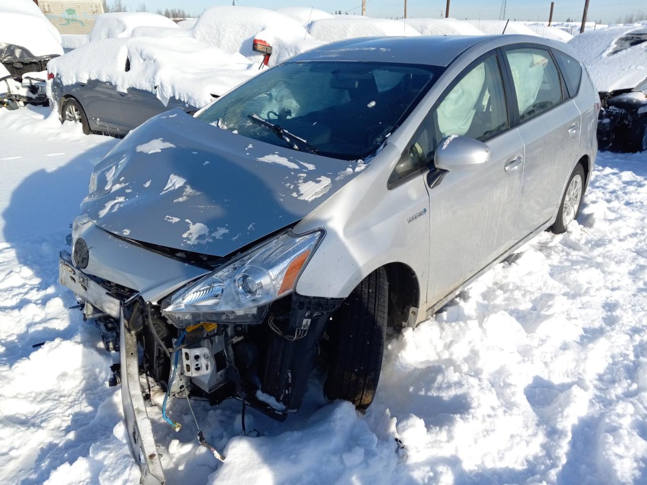 Photo 2 from auction – 2013 TOYOTA PRIUS V with VIN JTDZN3EU3D3249841