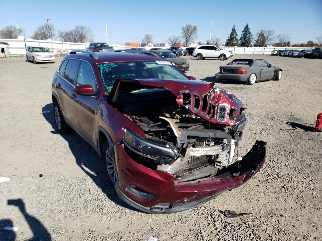 JEEP CHEROKEE L 2019 with VIN 1C4PJLLB8KD154476 - Photo from auction
