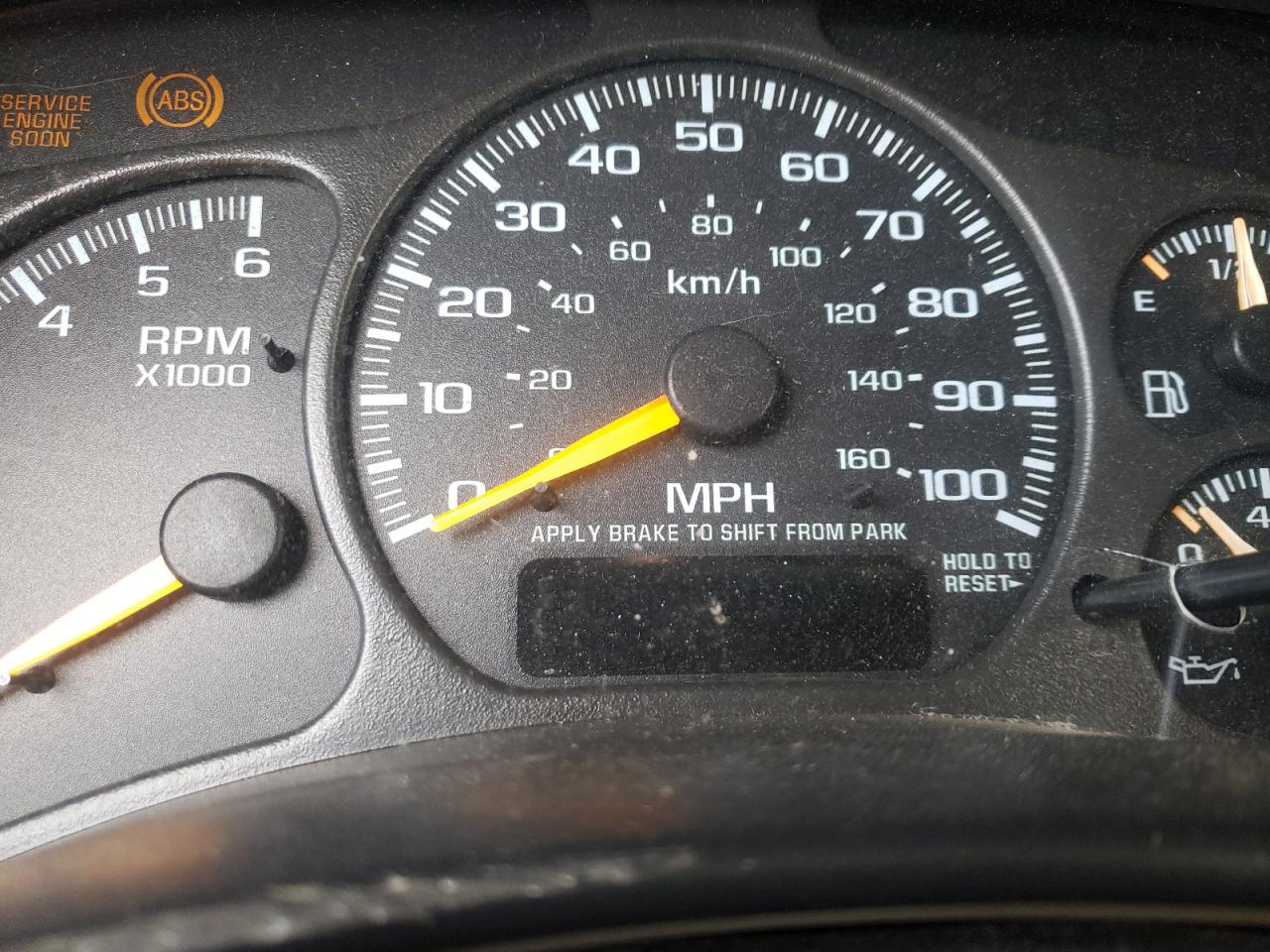 Photo 8 from auction – 2000 GMC NEW SIERRA with VIN 1GTEC19V7YZ364019
