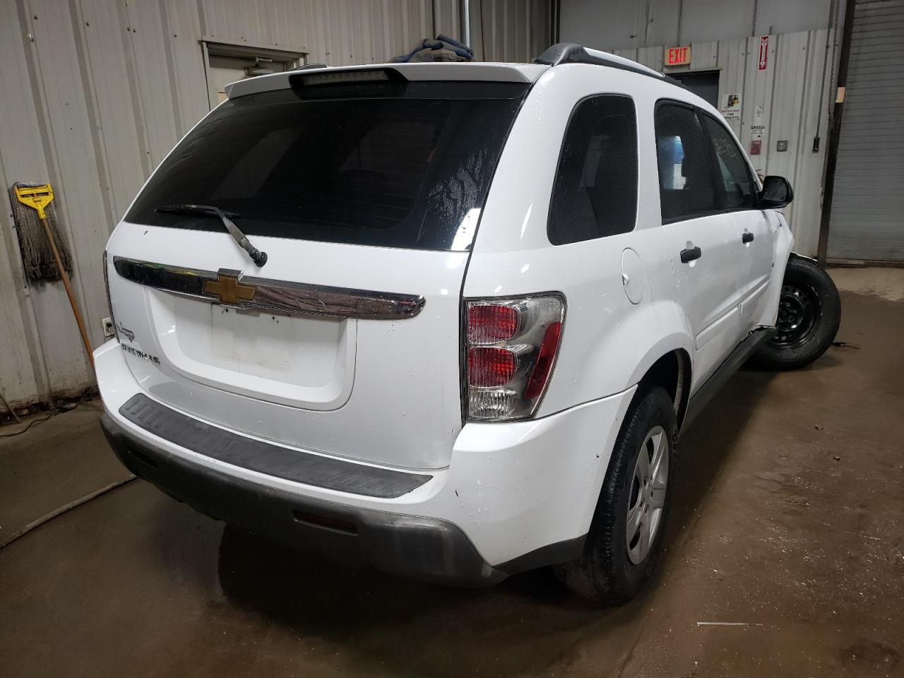Photo 4 from auction – 2006 CHEVROLET EQUINOX LS with VIN 2CNDL13F866176451