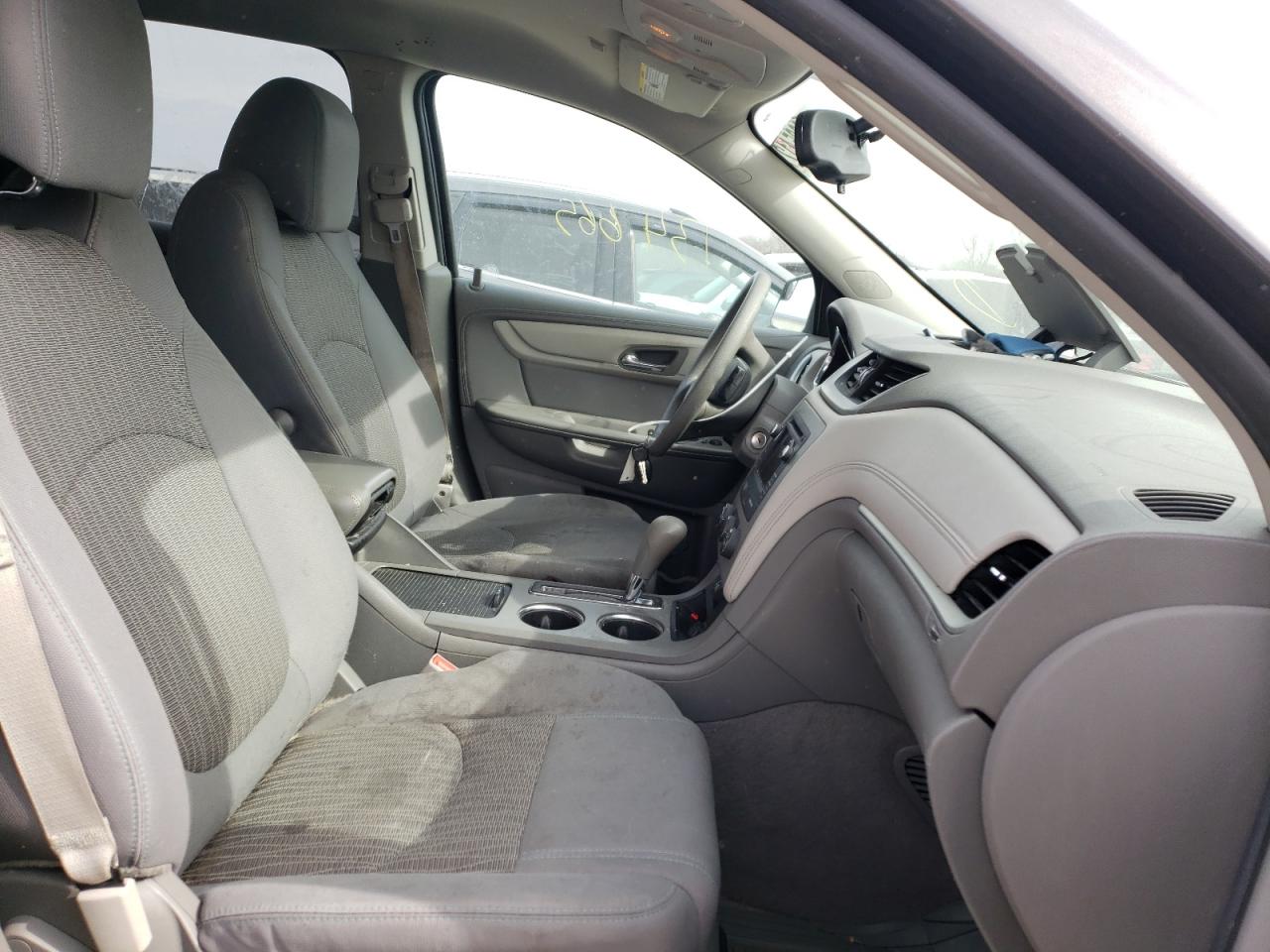 Photo 5 from auction – 2014 CHEVROLET TRAVERSE L with VIN 1GNKRFED8EJ224171