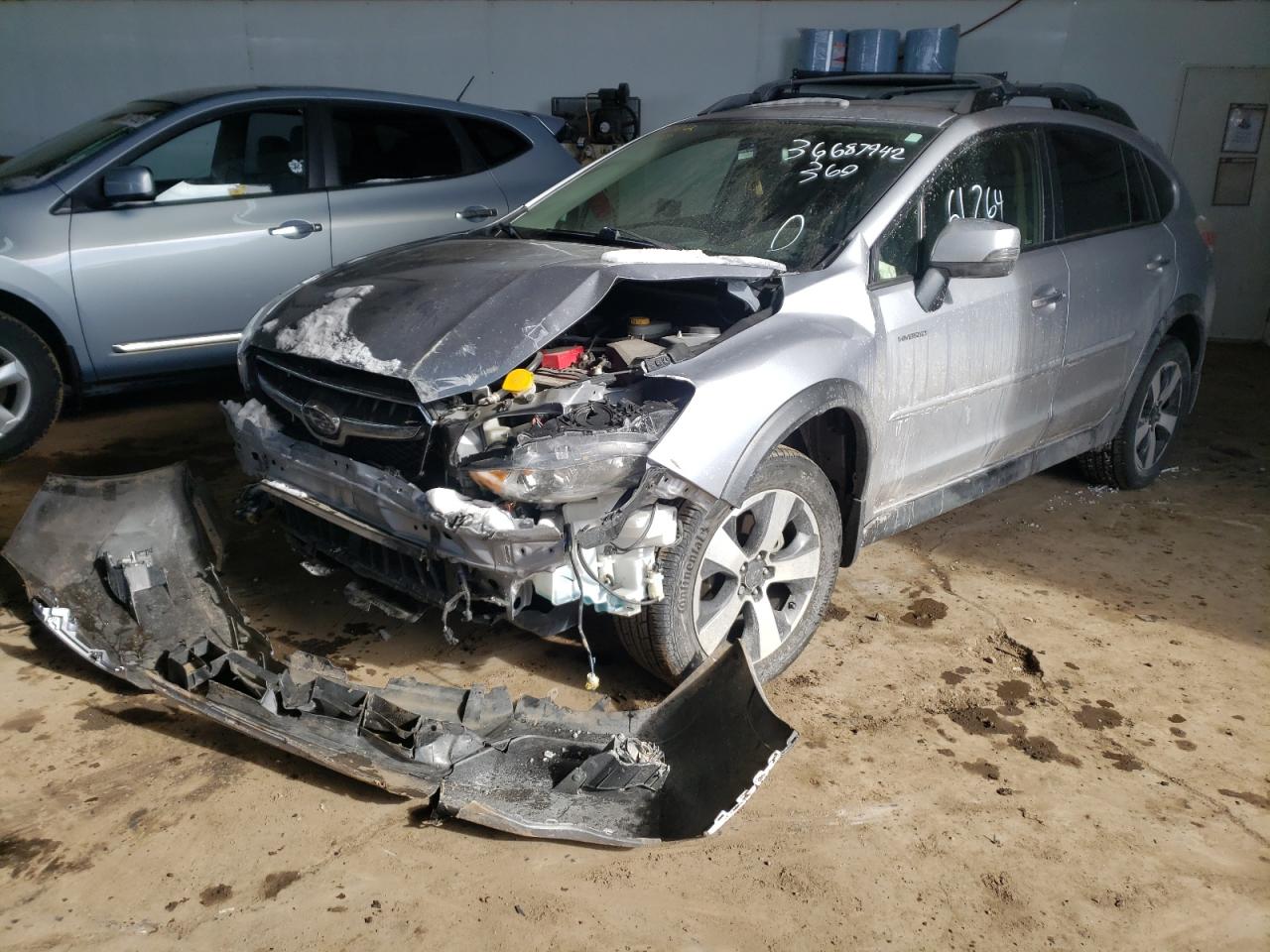 Photo 2 from auction – 2014 SUBARU XV CROSSTR with VIN JF2GPBCC8EH255095