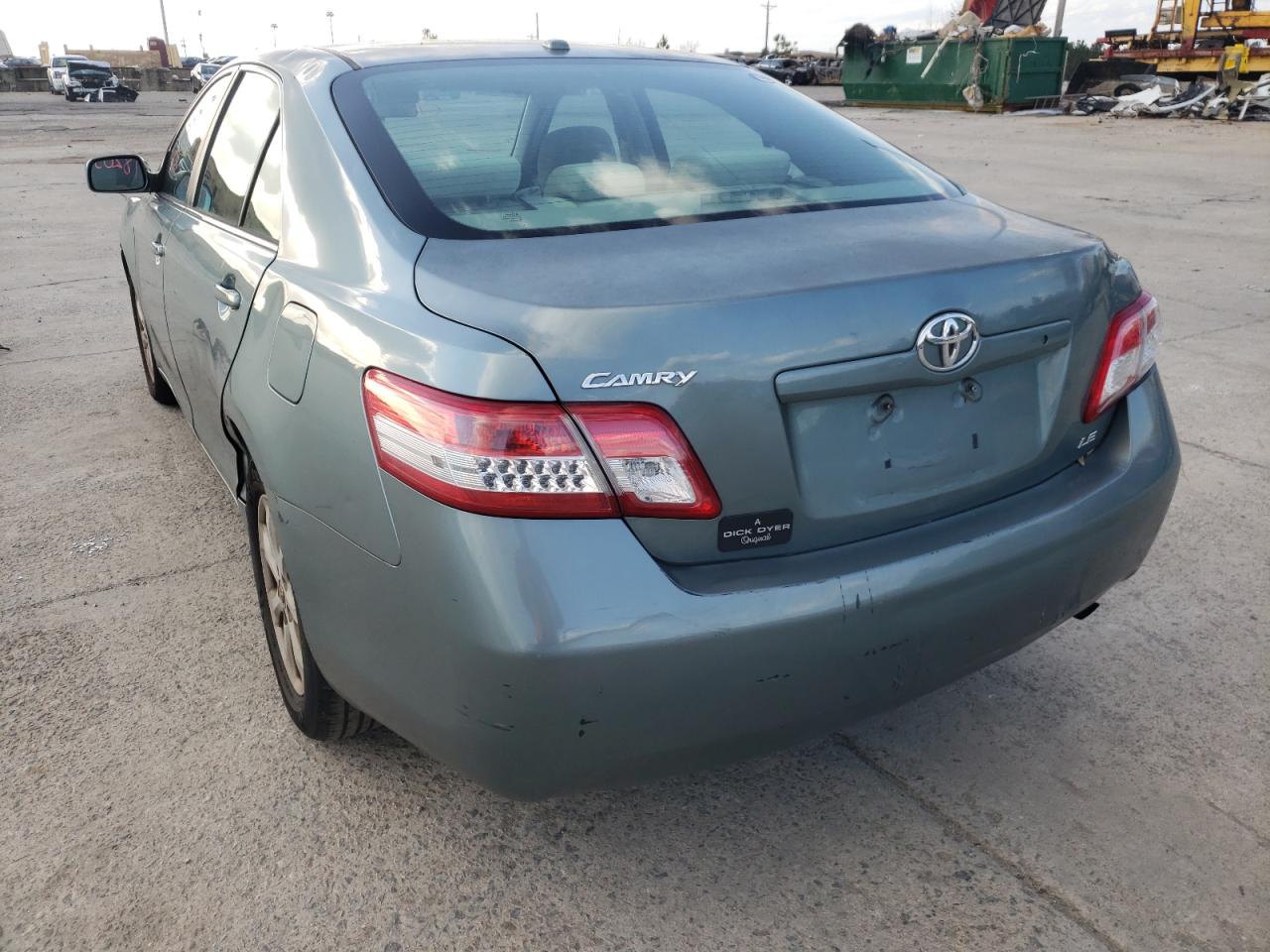 Photo 3 from auction – 2011 TOYOTA CAMRY BASE with VIN 4T1BF3EK5BU636018
