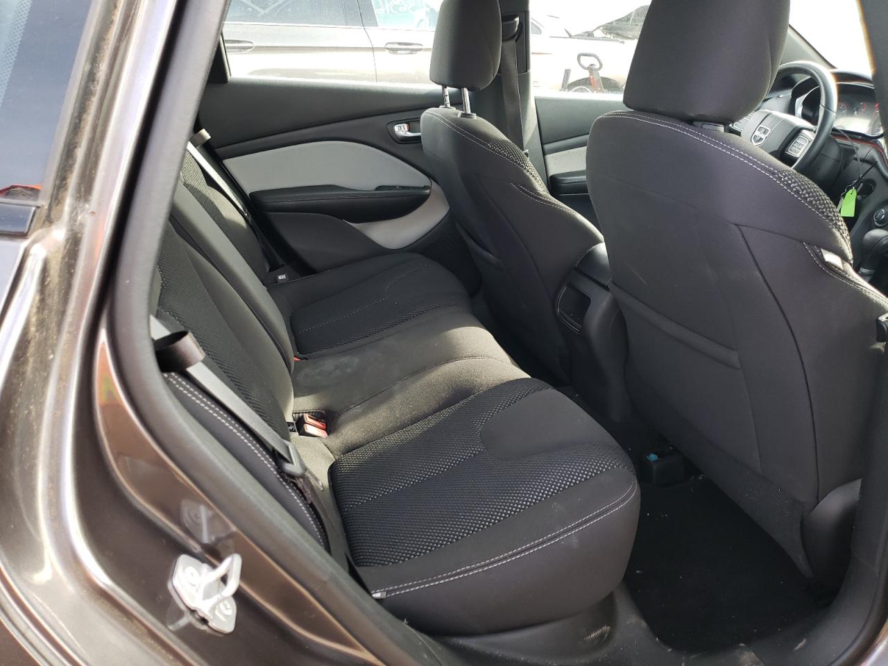 Photo 6 from auction – 2015 DODGE DART SXT with VIN 1C3CDFBBXFD142431