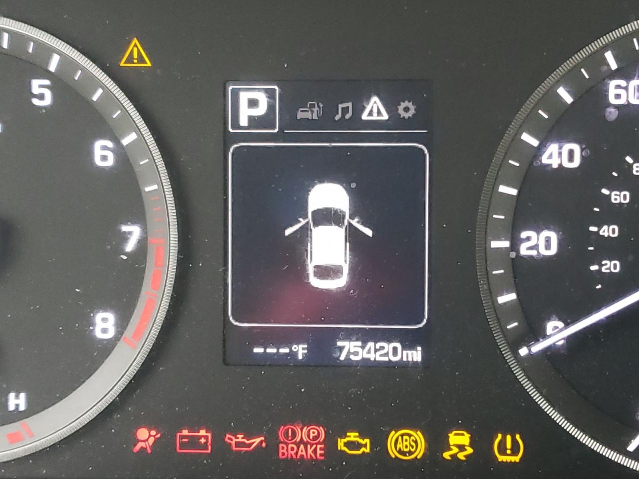 Photo 8 from auction – 2015 HYUNDAI SONATA SPO with VIN 5NPE34AF5FH223900