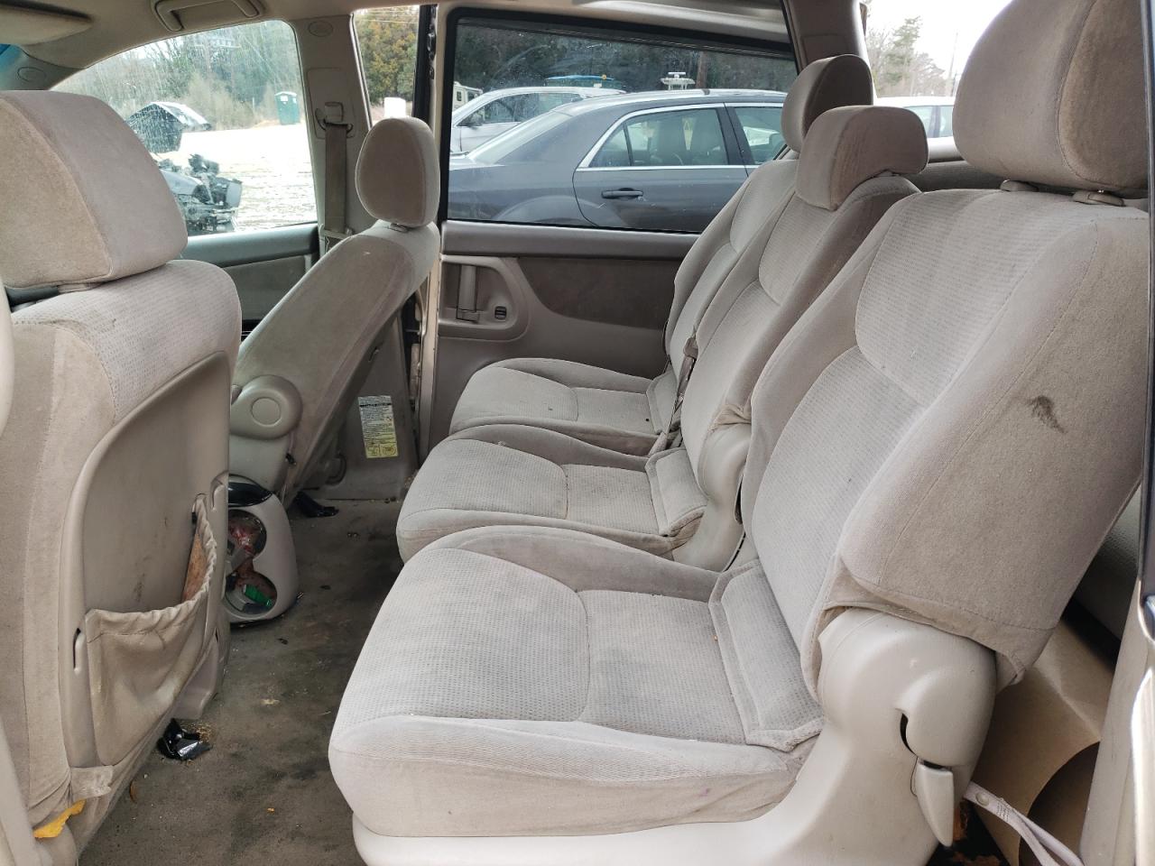 Photo 6 from auction – 2004 TOYOTA SIENNA CE with VIN 5TDZA23C34S066342