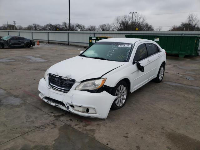 Photo 2 from auction – 2014 CHRYSLER 200 LX with VIN 1C3CCBAB5EN167744