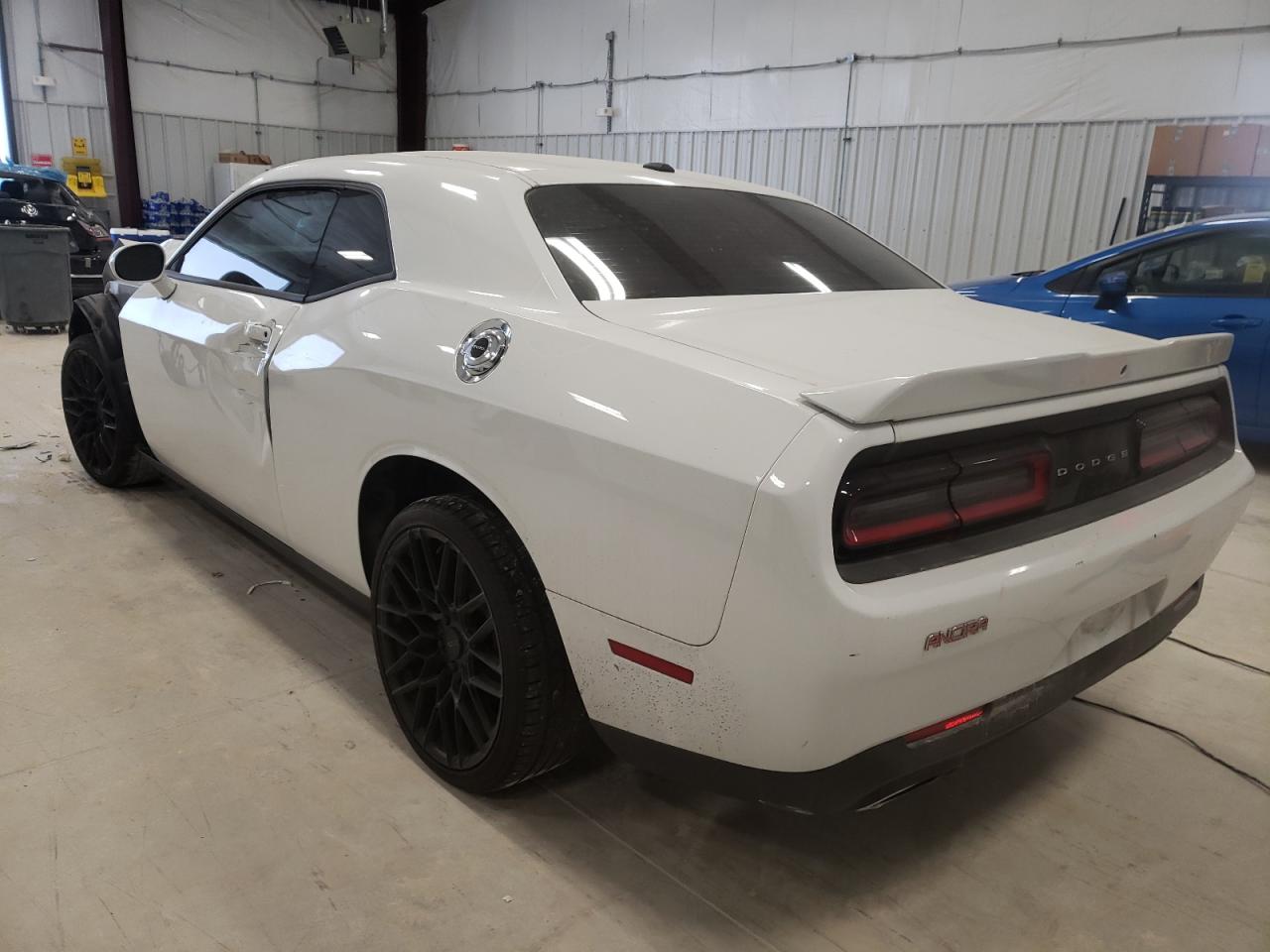 Photo 3 from auction – 2021 DODGE CHALLENGER with VIN 2C3CDZAG5MH571541