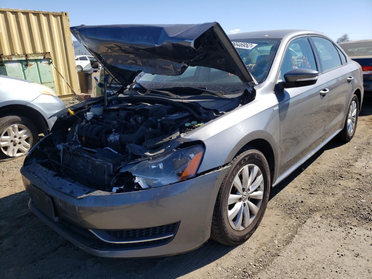 Photo 2 from auction – 2013 VOLKSWAGEN PASSAT S with VIN 1VWAP7A39DC136789
