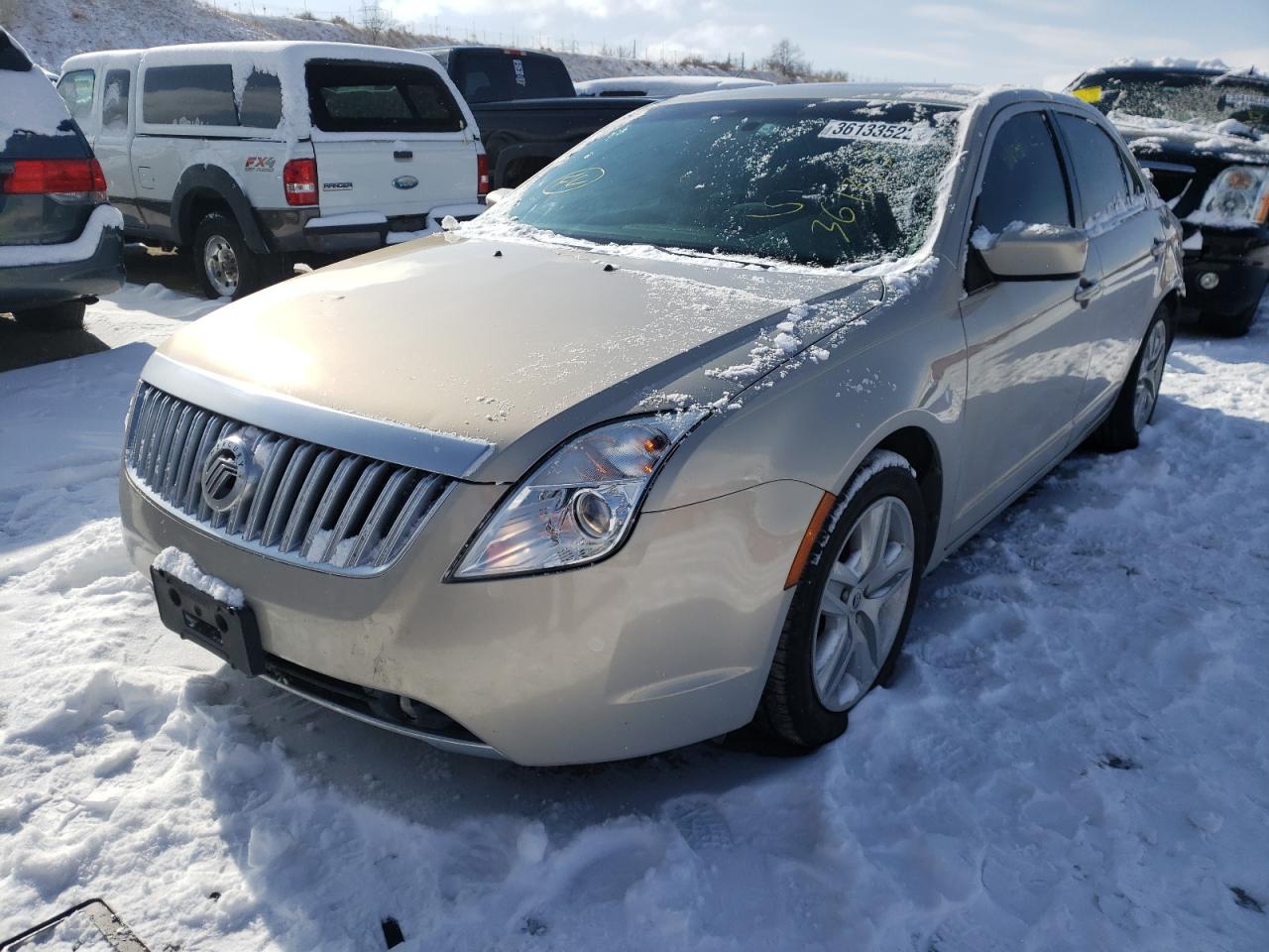 Photo 2 from auction – 2010 MERCURY MILAN with VIN 3MEHM0HA0AR610002