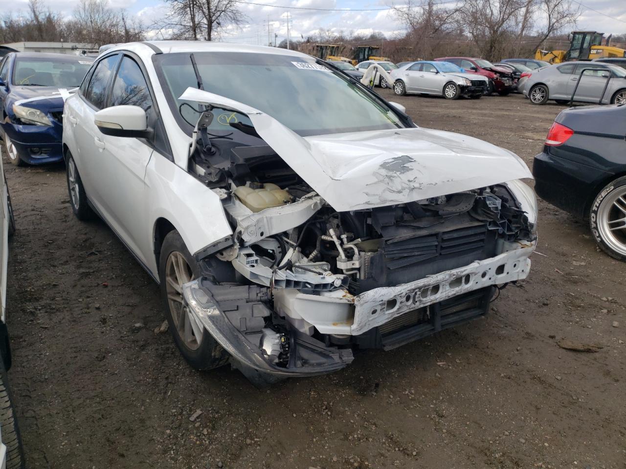 FORD FOCUS SE 2015 with VIN 1FADP3F26FL205116 - Photo from auction